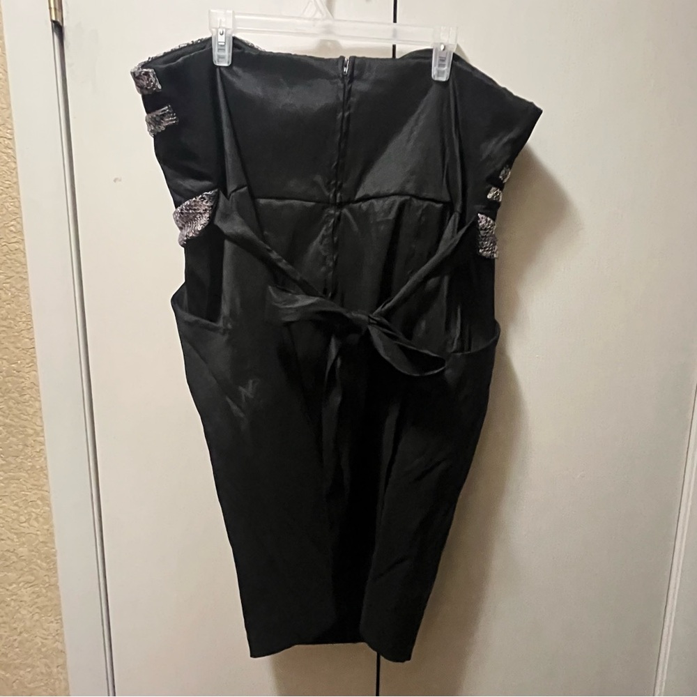 Torrid Black and Silver Sequin Strapless A-Line Dress - Picture 5 of 10